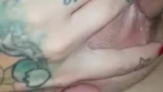 tommy a canaglia sborra sui piedi di ladymuffin