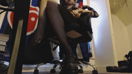 Young Hairy Goth Plays Around Under her Desk in Fishnet Pantyhose and Heels