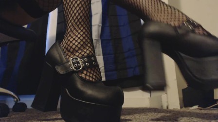 Goth Girl Shows Off New ebony Platform Heels and Fishnet Stocking Feet