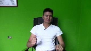 Esto Es Lo Que Pasa Cuando Te Masturbas Todos Los Dias - Alex CUM