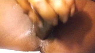 This Ebony pussy Loves Squirting
