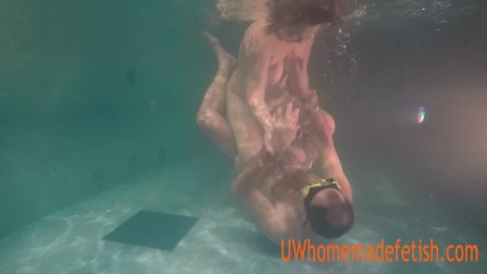 Sex underwater part 2