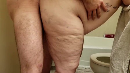 pissing while Daddy eats pussy, then doggystyle fuck