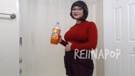 Velma Cosplay Belly Tease