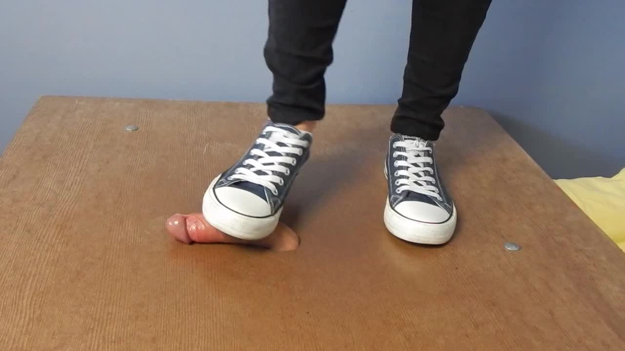 Converse cockcrush and shoejob with cumshot
