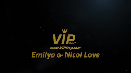 Vipissy - Pissing lesbians Nicol Love and Emilya Argan get soaked
