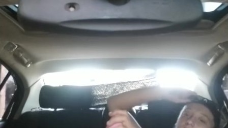 Playing with my pussy at the carwash!! Cum watch