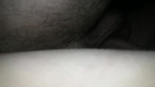 RICO PORNO CASERO DE PIE EN EL BAÑO