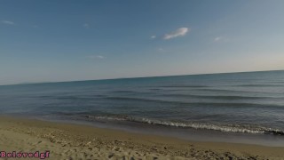 trailrer- pissing on the beach
