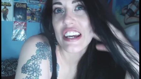 Leana sees a massive dick on cam