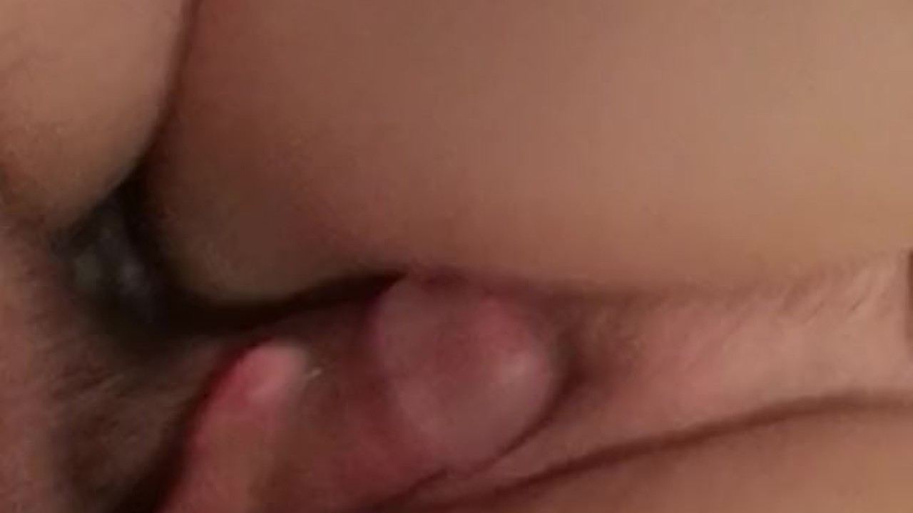 HOT BABE TAKES BIG DICK UNTIL SHE CUMS