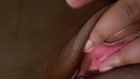 Wet Pussy gets finger fucked