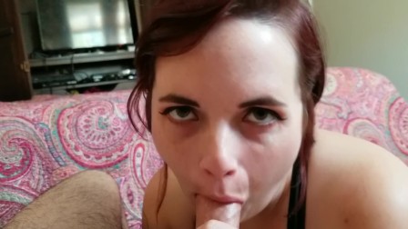 Girlfriend swallows cum from blowjob