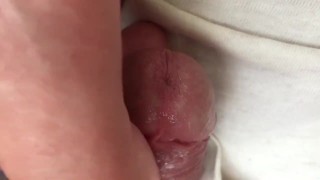 close up head massage "frenulum froid"