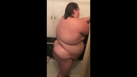 amateur Fatty Showers