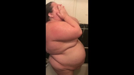 amateur Fatty Showers