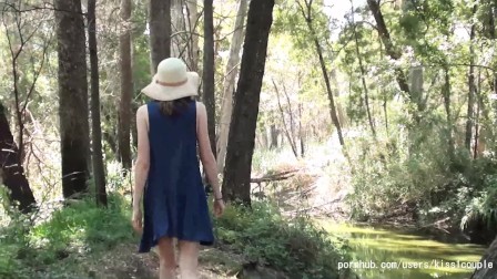 Public flashing and blowjob on nature walk ends with huge cumshot
