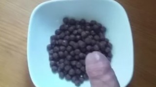 boy cum in breakfast