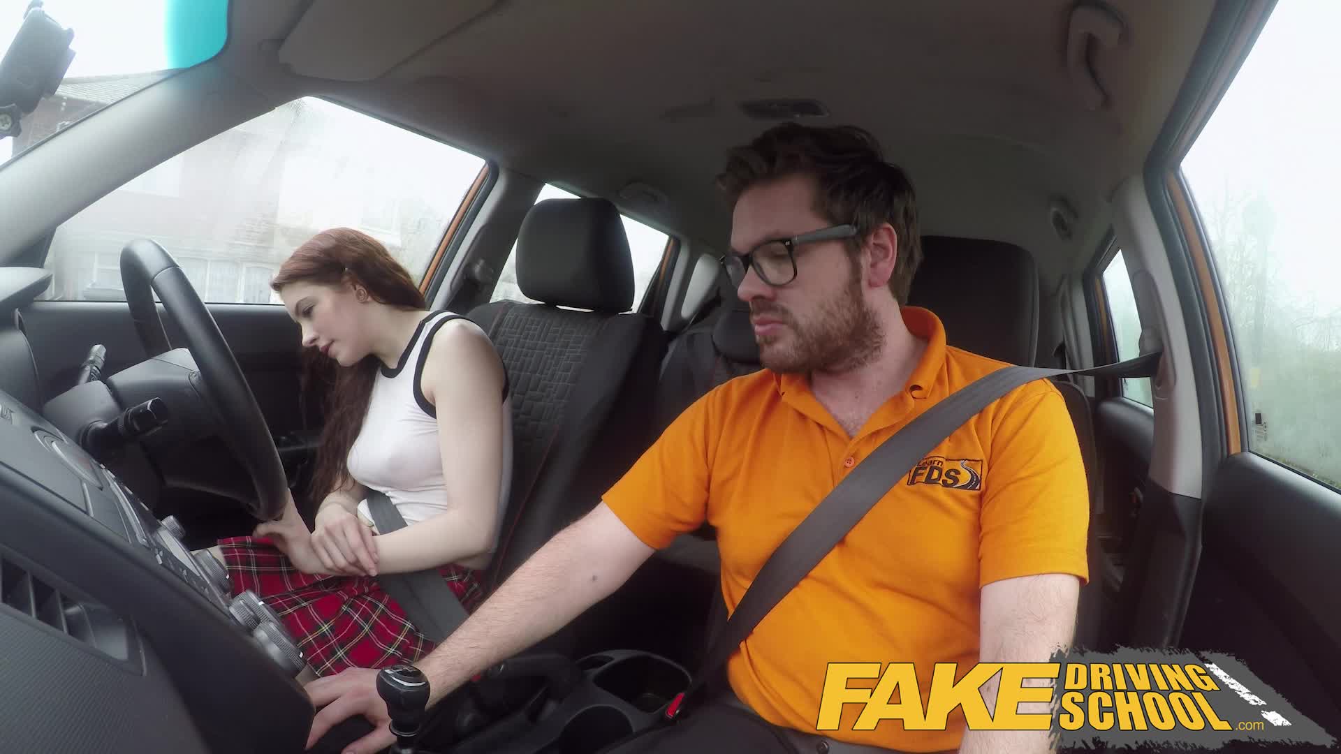 Fake Driving School USA babe Anna De Ville gets UK anal sex