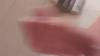 Dutch guy mastrubating in the shower with cumshot