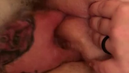 Chubby Tattooed Cutie Fingers Herself in Bath, and Daddy Finshes The Job