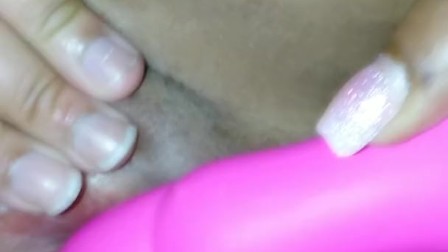 Pink Vibrator Gets The pussy dripping wet