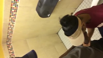 Popeyes Employee Sucks Dick on break Porn Videos - Tube8