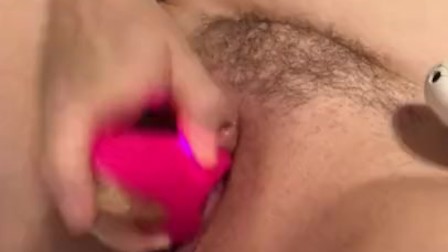 Creamy and squirting! I love my pussy