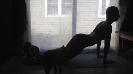 Big booty MILF with short hair at home doing some yoga & stretching - CLIP!