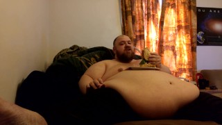 Lazy day... Eating in bed