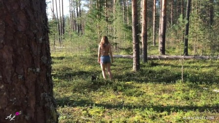 A passer-by caught a girl masturbating in forest and fucked her doggystyle outdoor