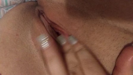 Playing withy wet pussy till i cum
