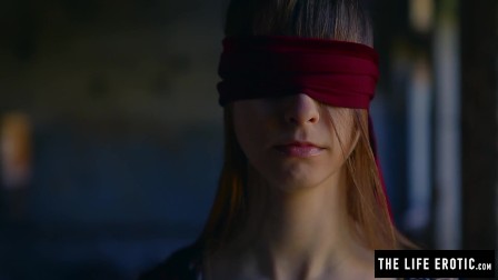 Straight girl is blindfolded by lesbian before she orgasms