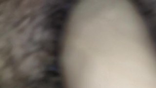 vertical metiendome un dildo por mi hoyo peludo
