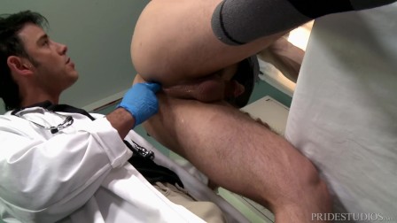 MenOver30 Felt My Doctor’s Boner & He Had His Finger Up My Ass!!