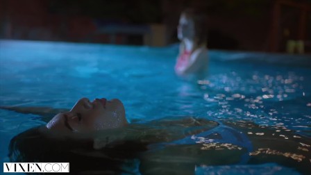 VIXEN Janice Griffith and Ivy Wolfe Sneak Into Backyard For Nighttime Pool