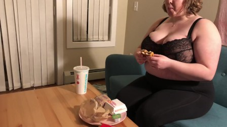 CHUBBY BBW teen STUFFING BIG MEAL INTO DIGESTING BELLY!