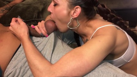 4K PETITE MILF GIVES A SLOPPY DEEPTHROAT AND BALL SUCK TO BBC