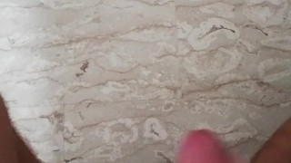 Me jerking off and cumming /Io che mi sego e vengo