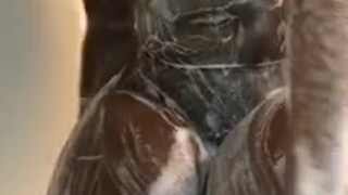 BlacBonnie Shower Tease
