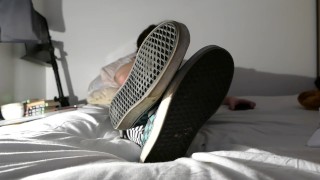 Vénère mes pieds français après une journée de skate (partie 1)