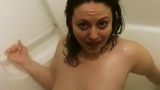 BBW Playing and Bathing