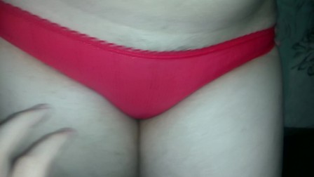 18 y/o good girl Mari show`s her body to the camera and cumming in panties