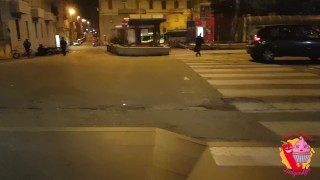 Filf si masturba in auto