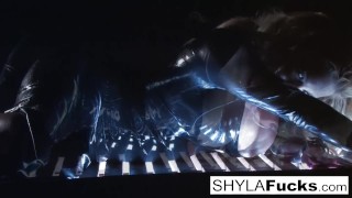 Sexy Shyla's Smoking Fetish