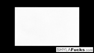 Busty Shyla, Sophie, and Sienna fuck eachother