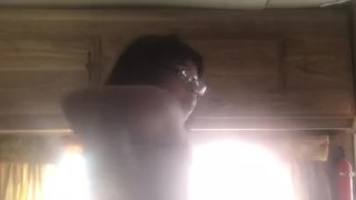 Dancing around to musica
