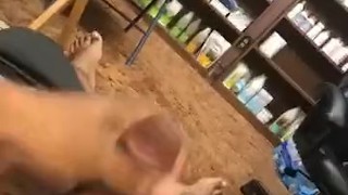 Maturbating until cumshot