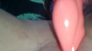 Pretty pussy cums hard