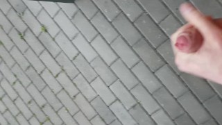 Cum Outside